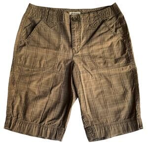 St. John’s Bay Men’s Casual Shorts size 8, Brown